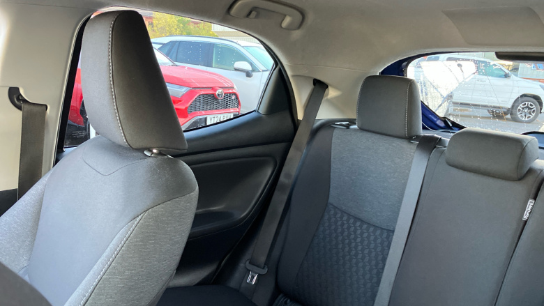 Toyota Yaris 1.5 Hybrid Design 5dr CVT Hybrid Hatchback